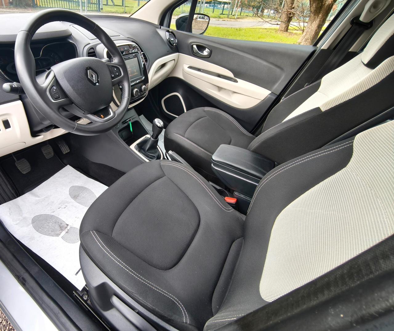 Renault Captur TCe 12V 90 CV Business