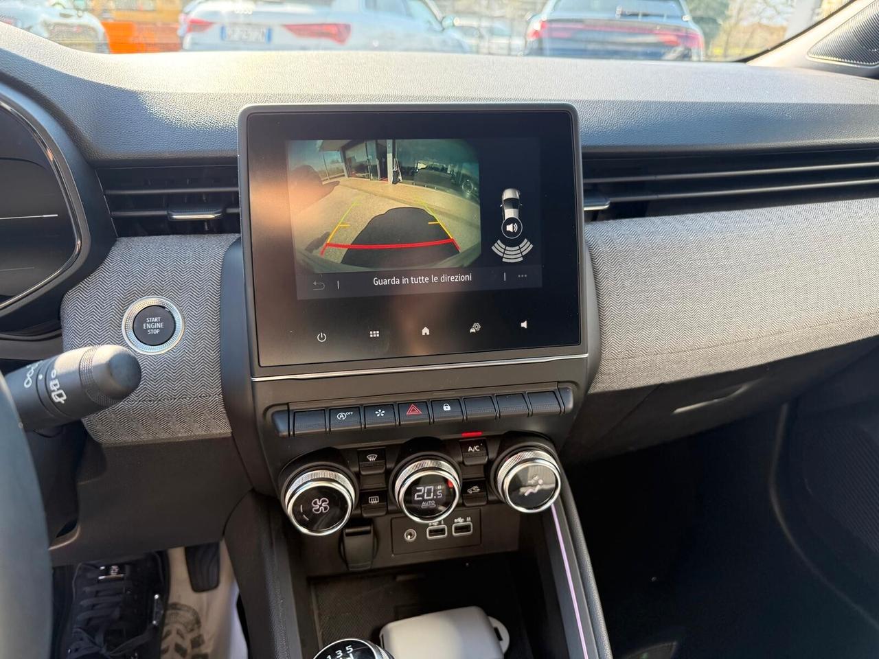 Renault Clio GPL ESCLUSIVA LED NAVI CAMERA FULL OPTIONAL POCHISSIMI KM AFFARE