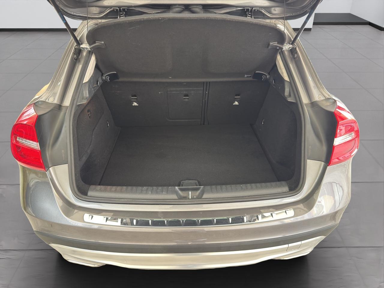 MERCEDES-BENZ GLA 200 CDI AUT. SPORT - MY15