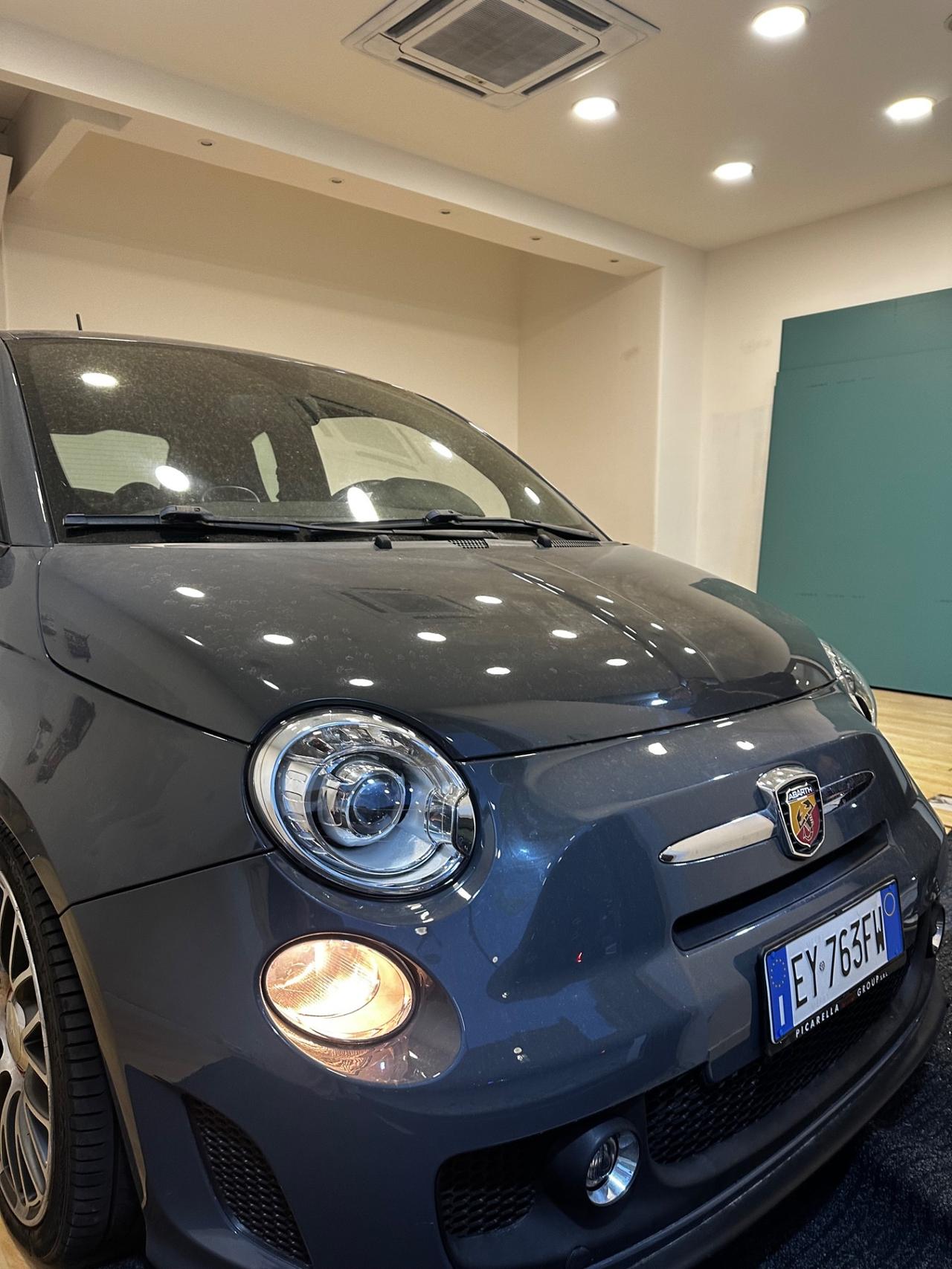 Abarth 500 1.4 Turbo T-Jet Custom