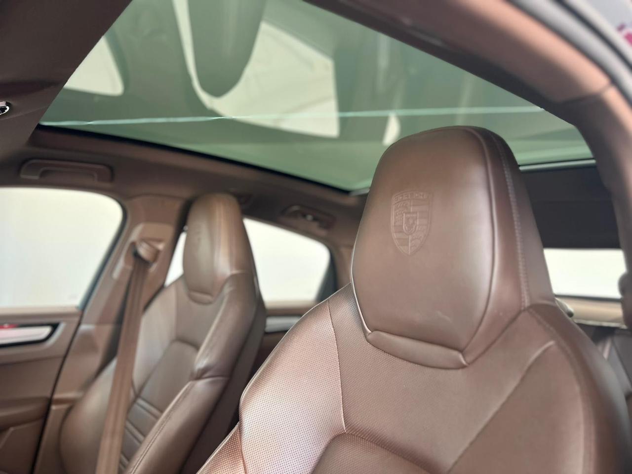 Porsche Cayenne Coupé 3.0 V6 Platinum Edition iva esposta