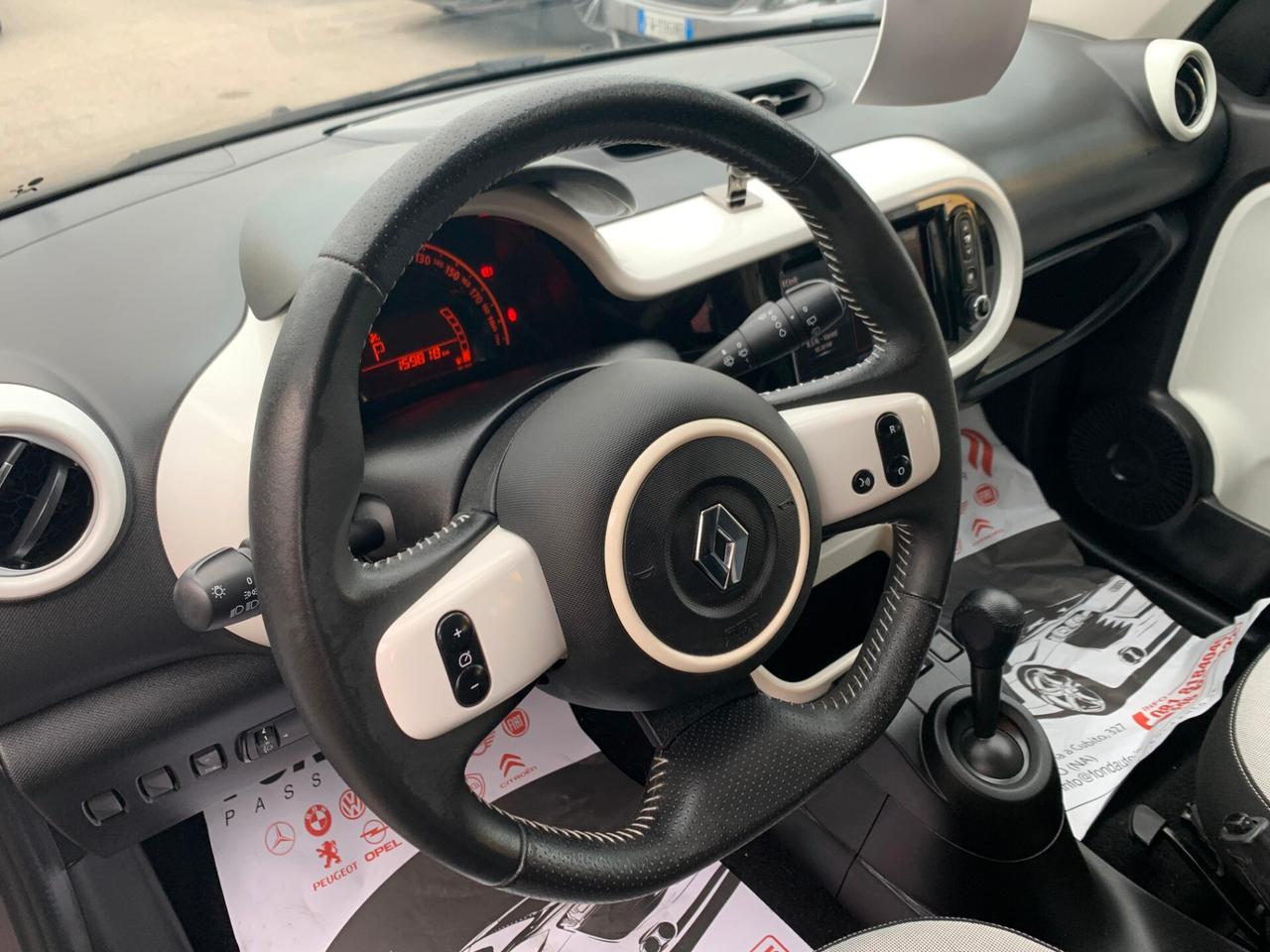 Renault Twingo SCe EDC La Parisienne