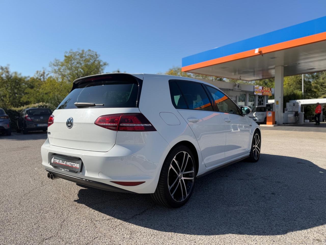 Volkswagen Golf 2.0 TDI DSG 5p. Highline BlueMotion Technology