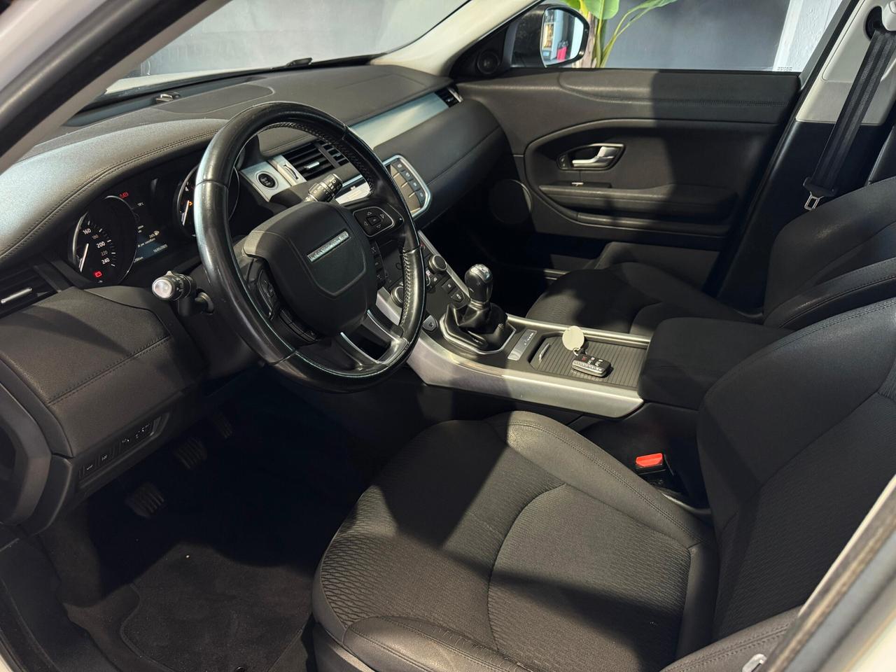 Land Rover Range Rover Evoque 2.0 TD4 150 CV 5p. SE