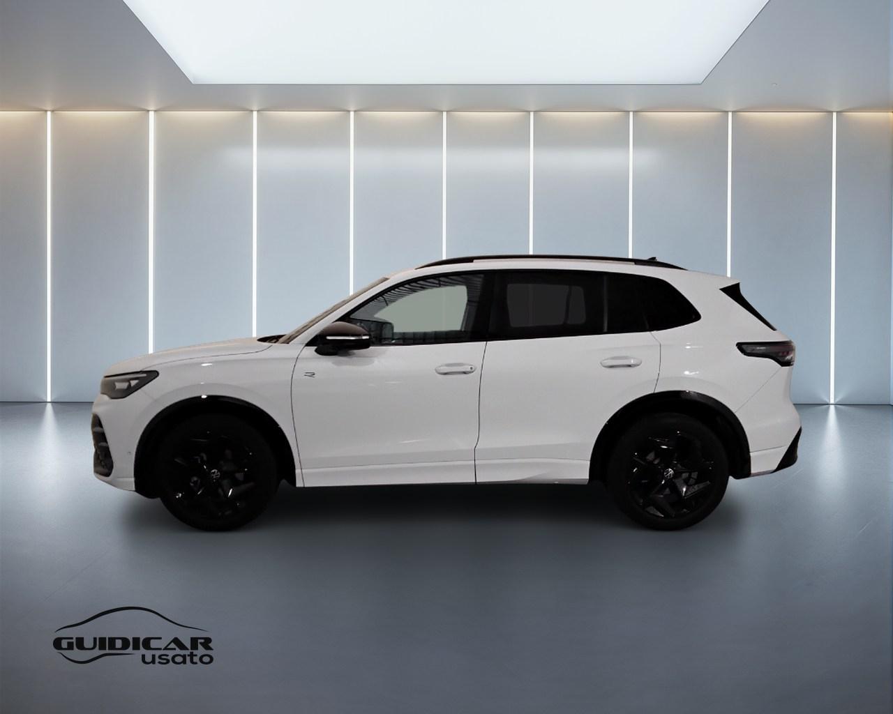 VOLKSWAGEN Tiguan III 2024 - Tiguan 1.5 etsi R-Line 150cv dsg