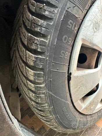 TOYOTA Yaris 2 serie Yaris 1.0 5 porte Now GPL