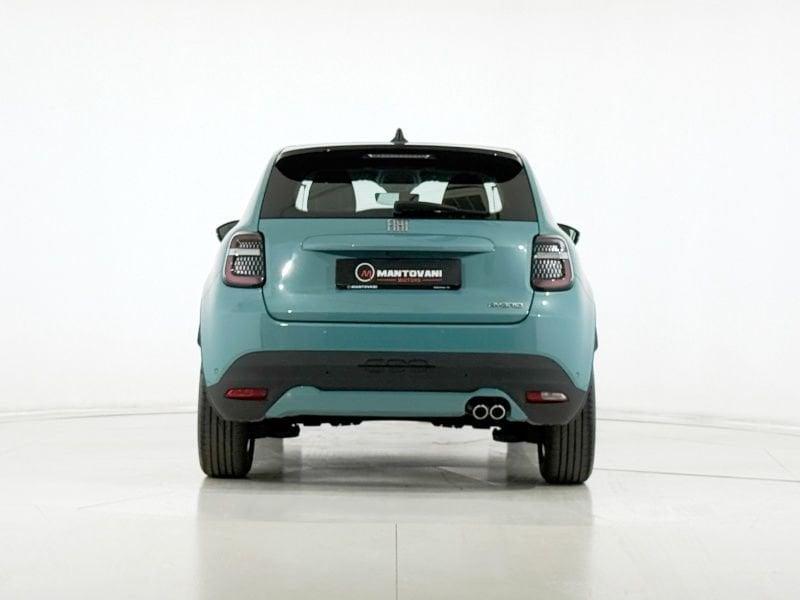 FIAT 600 1.2 Hybrid 145cv DCT MHEV