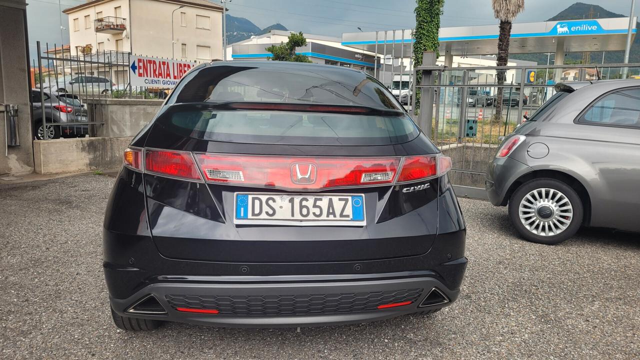 Honda Civic 2.2 i-CTDi 5p. Elegance LE