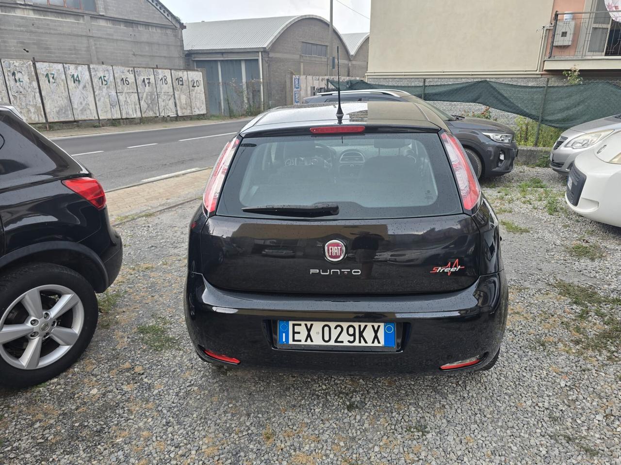 Fiat Punto 1.3 MJT II 75 CV 5 porte Lounge