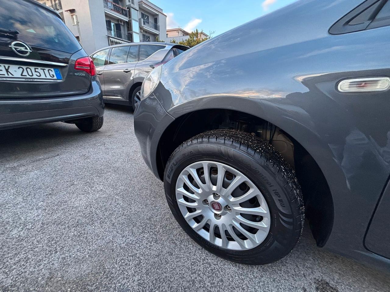 Fiat Punto 1.4 8V 5 porte Natural Power Street