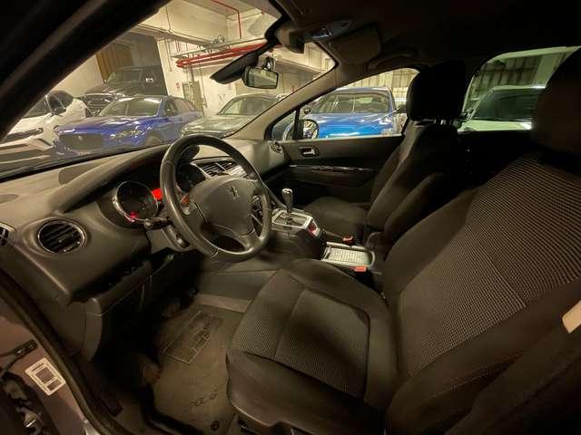 Peugeot 5008 1.6 e-hdi 110cv Allure Automatica + 7 Posti