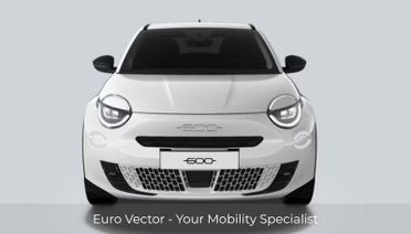 FIAT 600 600 1.2 hybrid 145cv auto
