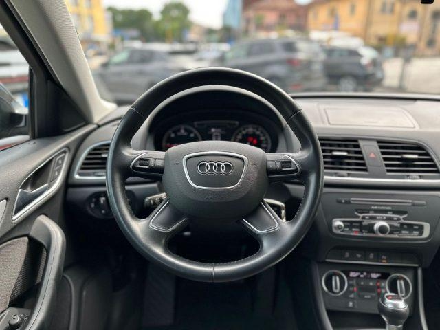 AUDI Q3 2.0 TDI 150 CV Business
