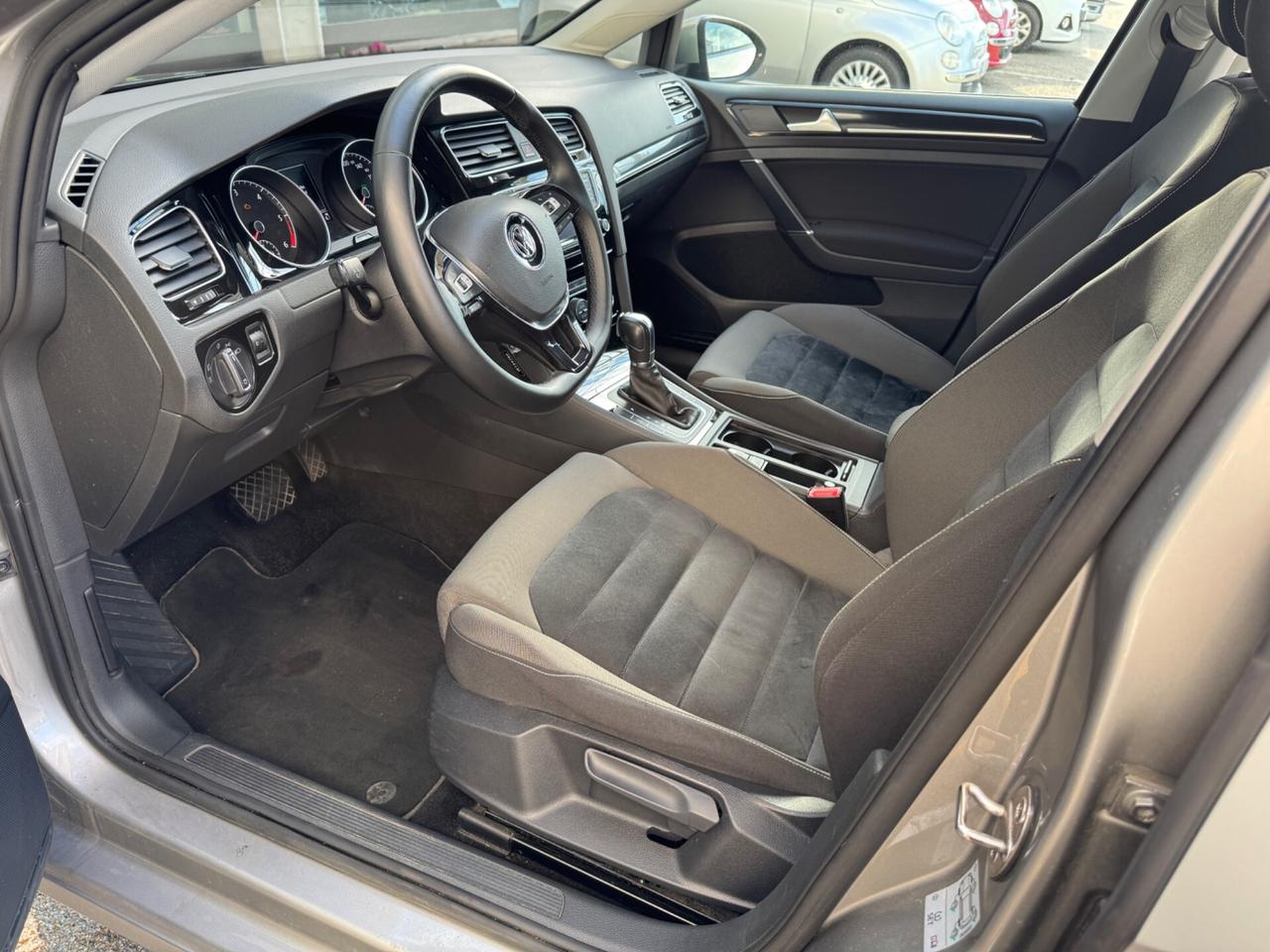 Volkswagen Golf 1.6 TDI DSG 5p. Highline BlueMotion Technology