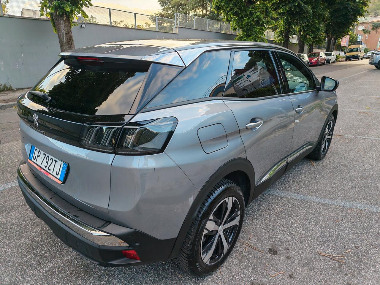 Peugeot 3008 1.5 hdi automatica - GARANZIA