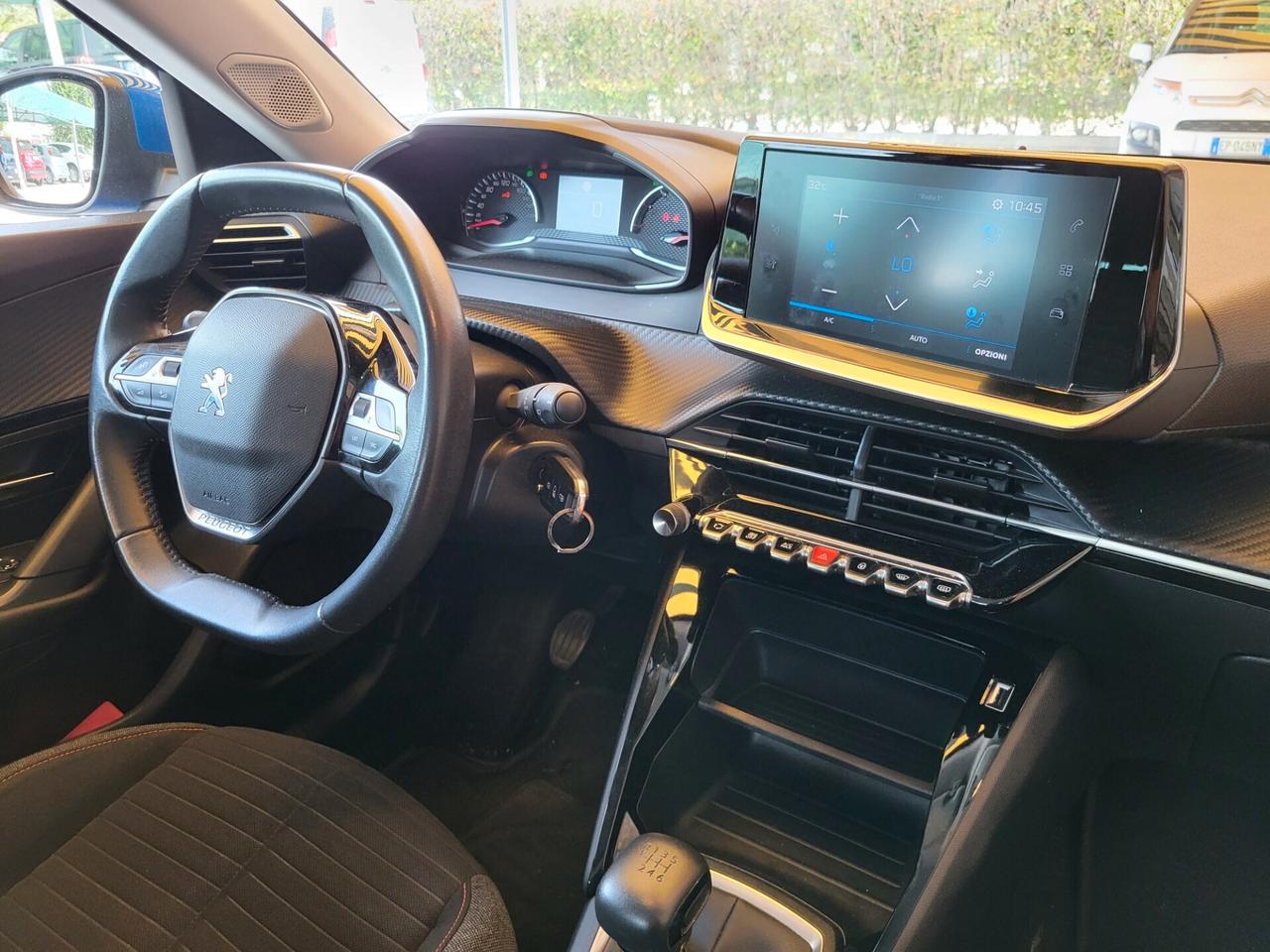 Peugeot 2008 BlueHDi 110 S&S Allure Pack