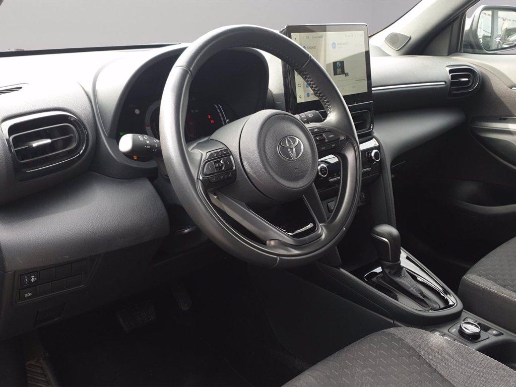 TOYOTA Yaris cross 1.5h trend awd-i 116cv e-cvt del 2025