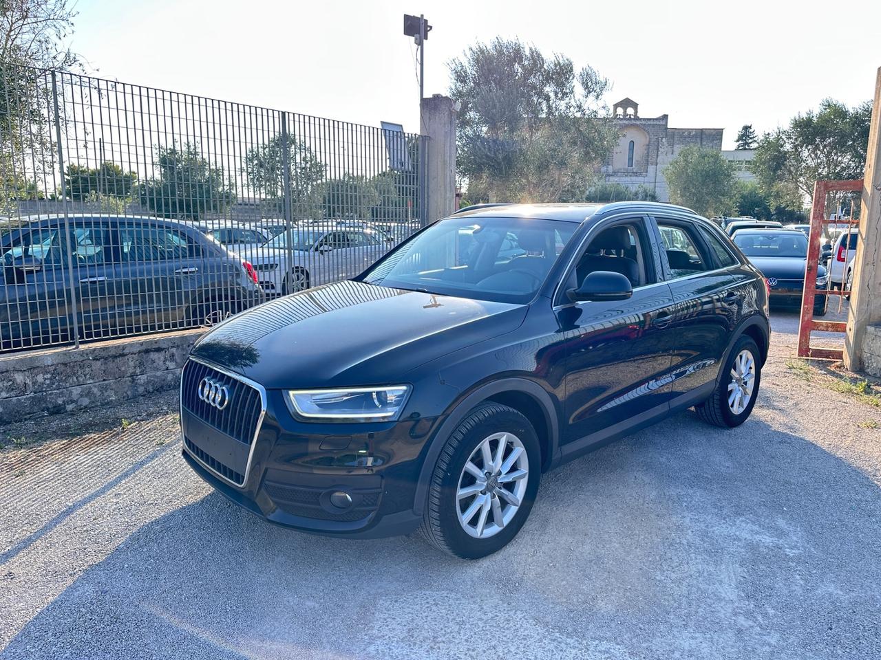 Audi Q3 2.0 TDI Advanced Plus-2012 PELLE/NAVI/17"