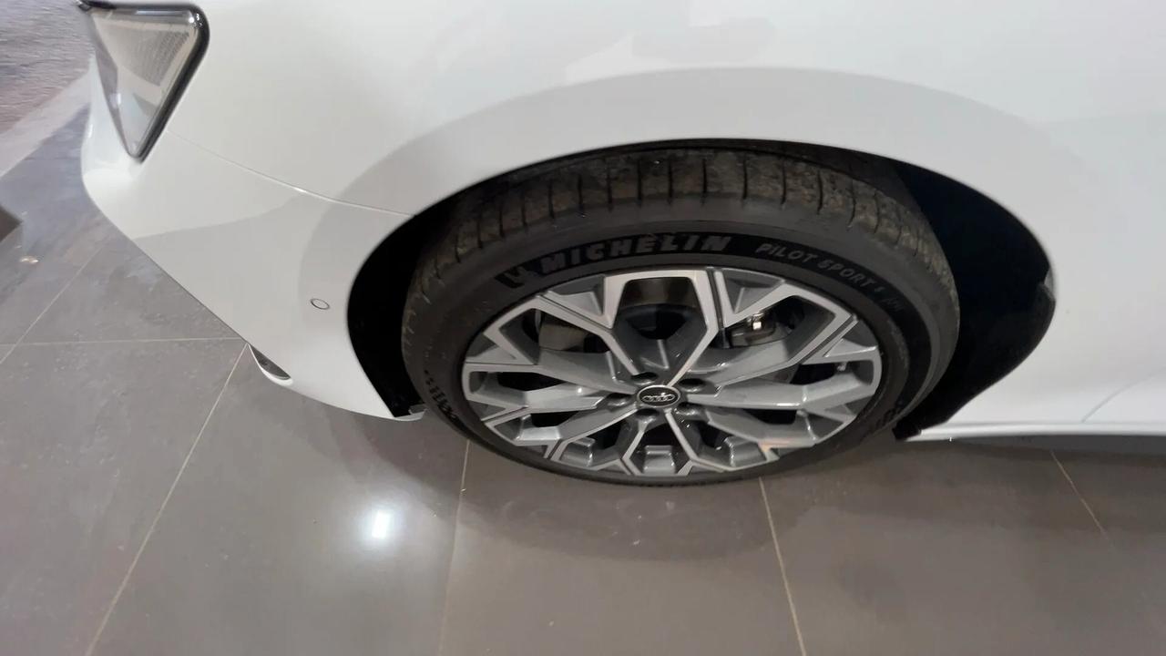 Audi A6 Avant 2.0 TDI mHEV+ 204cv Quattro Auto