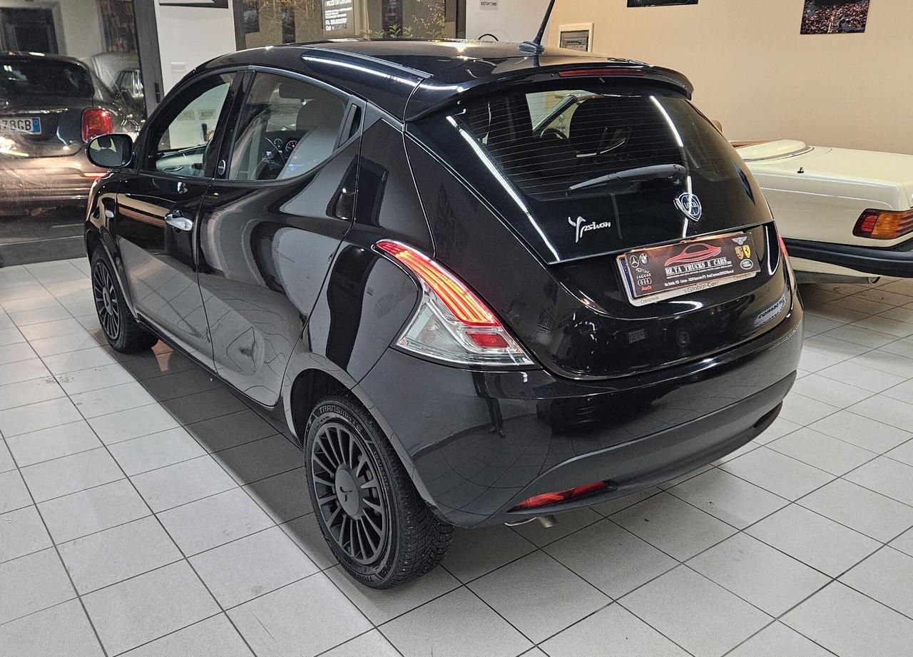 Lancia Ypsilon 1.2 69 CV 5 porte GPL Ecochic Gold