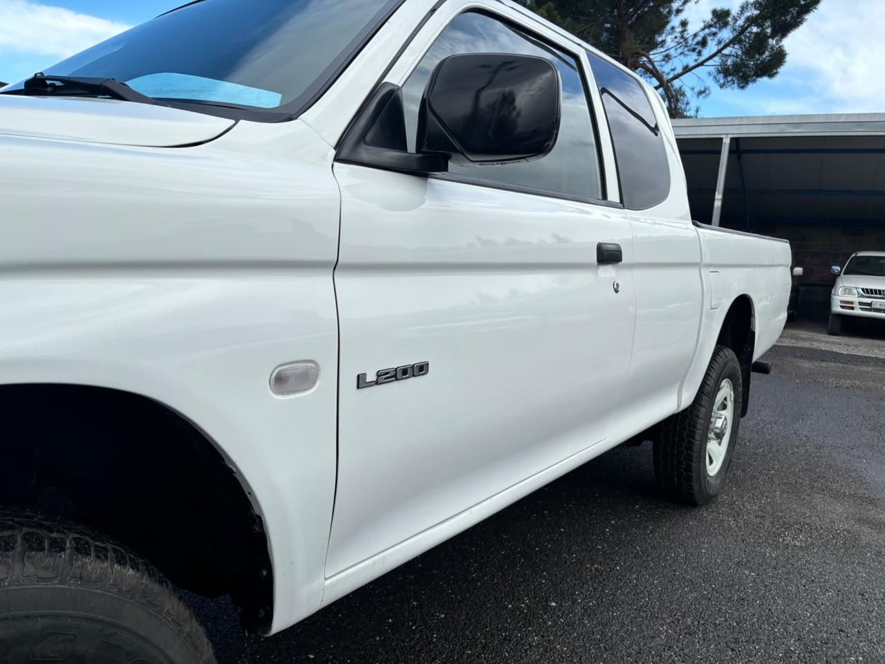 Mitsubishi L200 Intensive