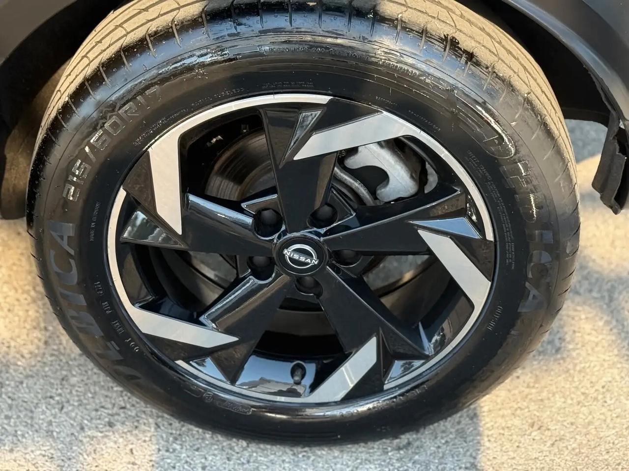 Nissan Juke 1.0 DIG-T 114 CV N-Connecta