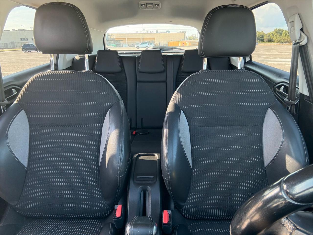 Peugeot 2008 BlueHDi 100 Black Matt
