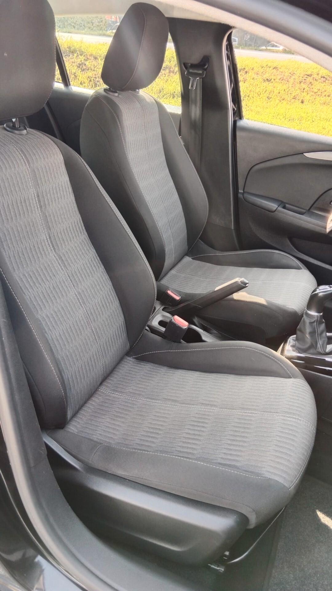 Opel Corsa 1.2 Blitz Edition