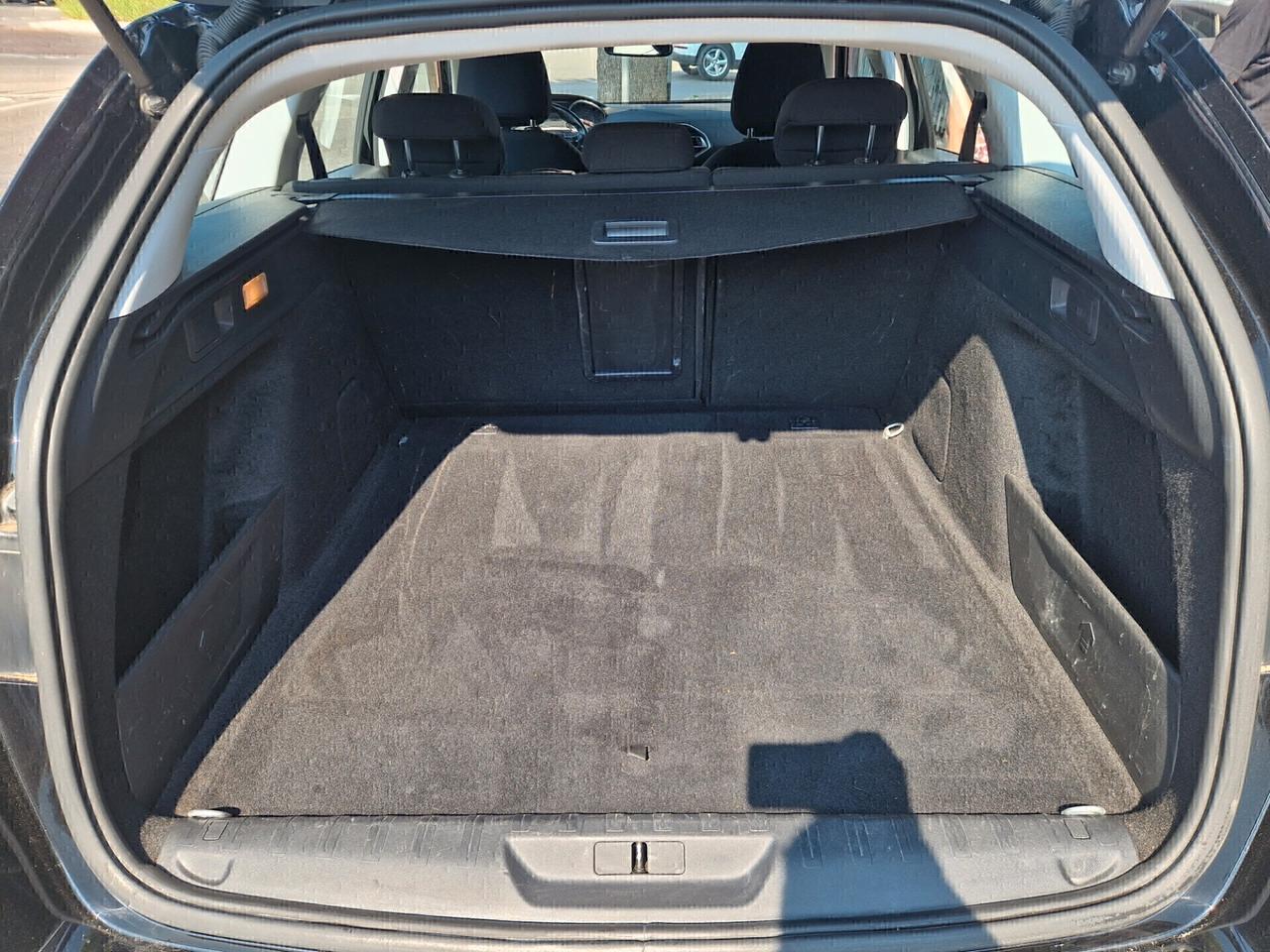 Peugeot 308 BlueHDi 120 S&S EAT6 SW Business