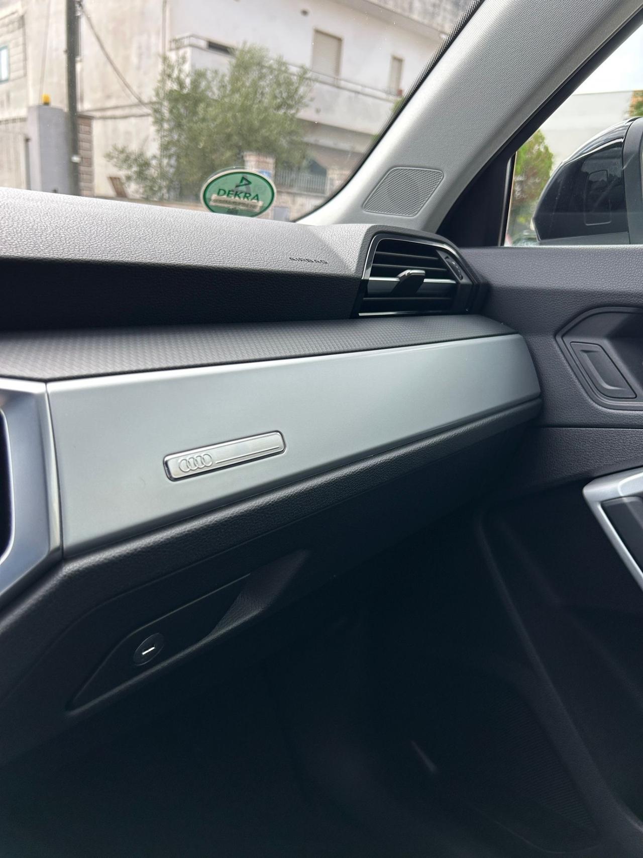 Audi Q3 35 TDI S tronic Business Advanced-Mod.2020