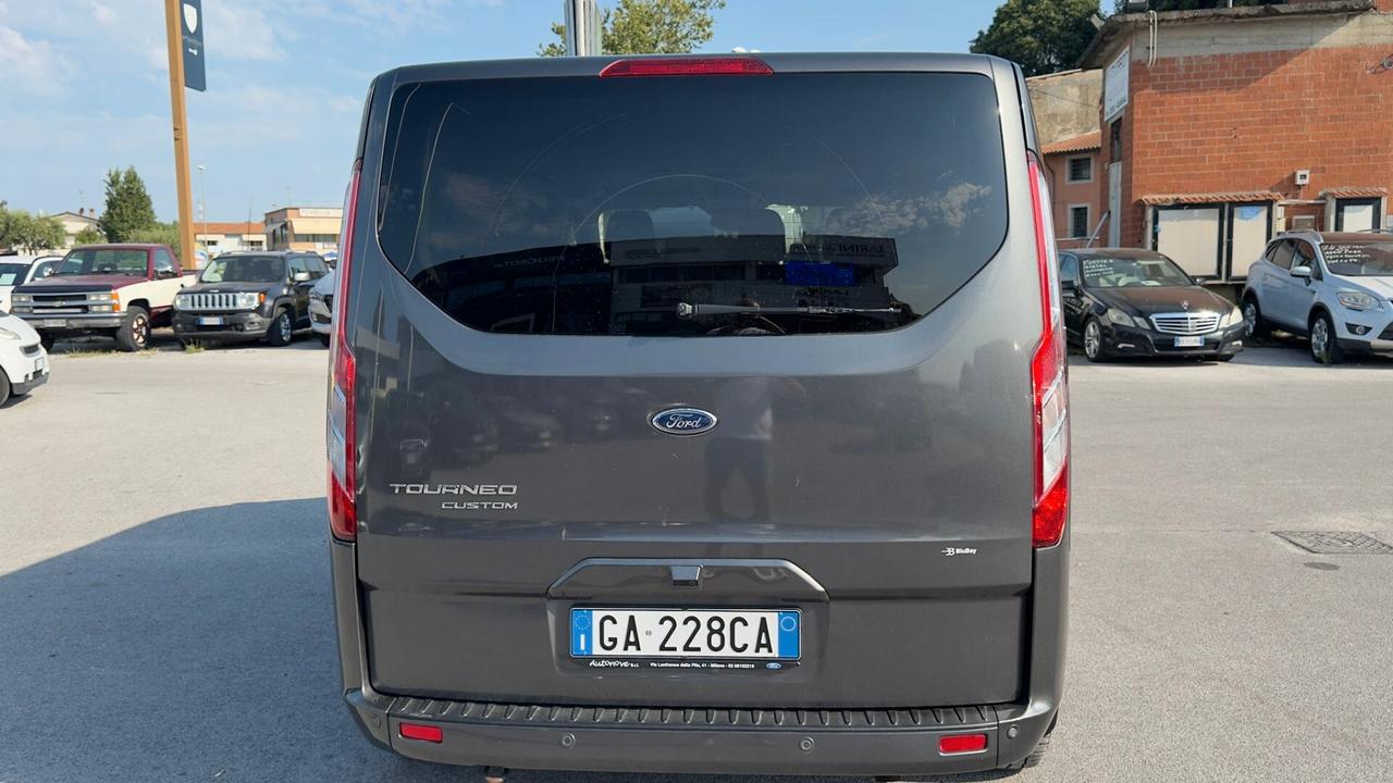 Ford Tourneo Custom 320 2.0 TDCi 185CV PC Titanium X