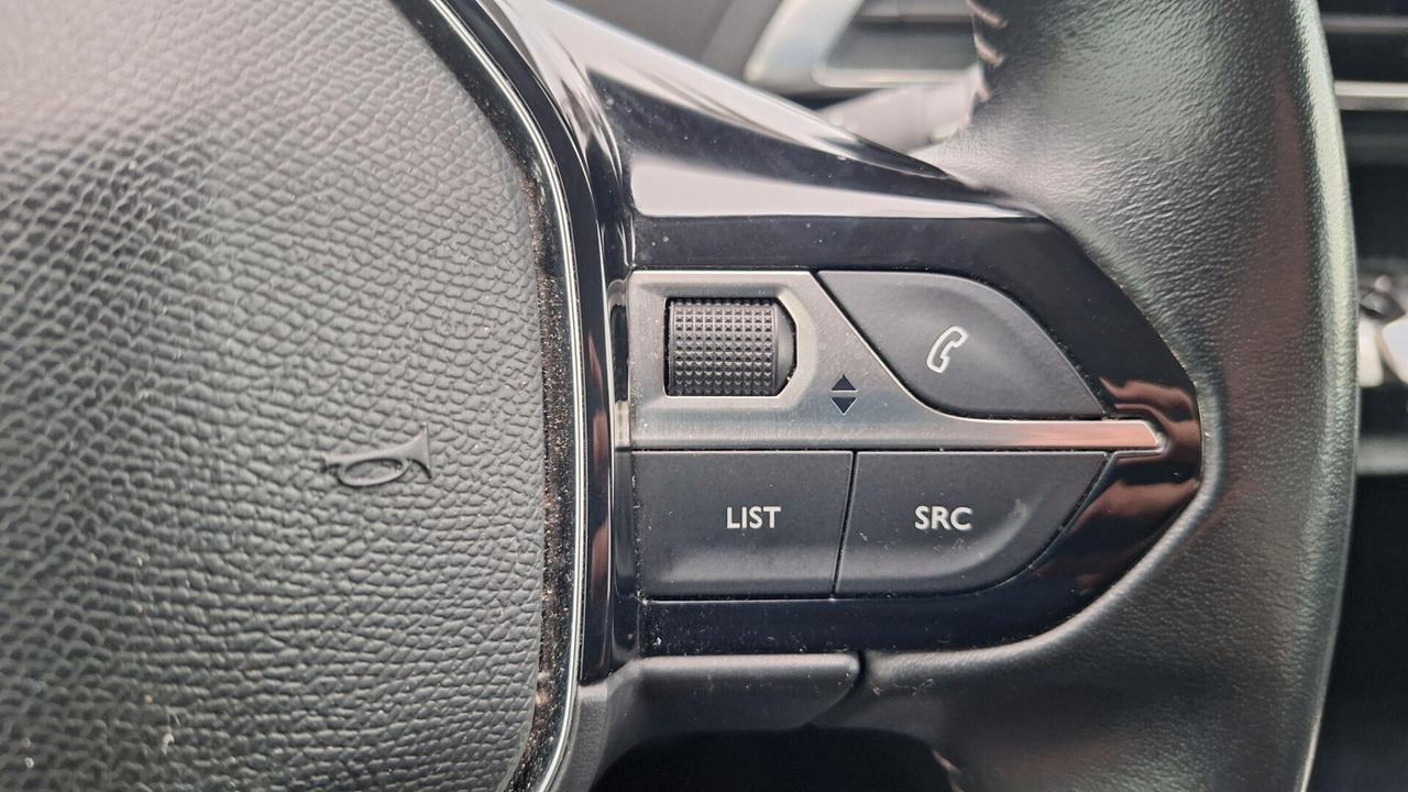 Peugeot 3008 BlueHDi 130 S&S Active Business