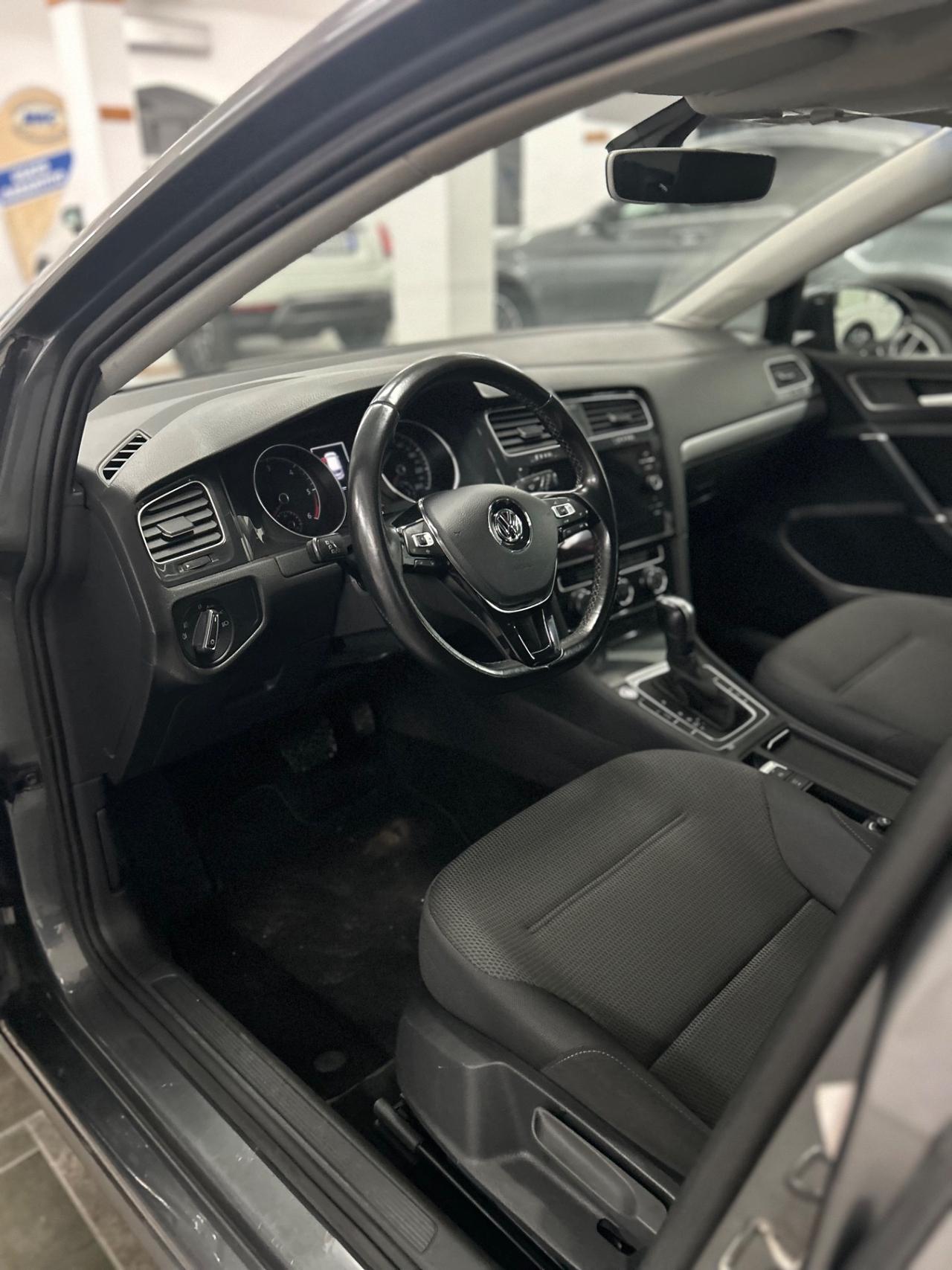 Volkswagen Golf 2.0 TDI DSG 5p. Executive BlueMotion Technology