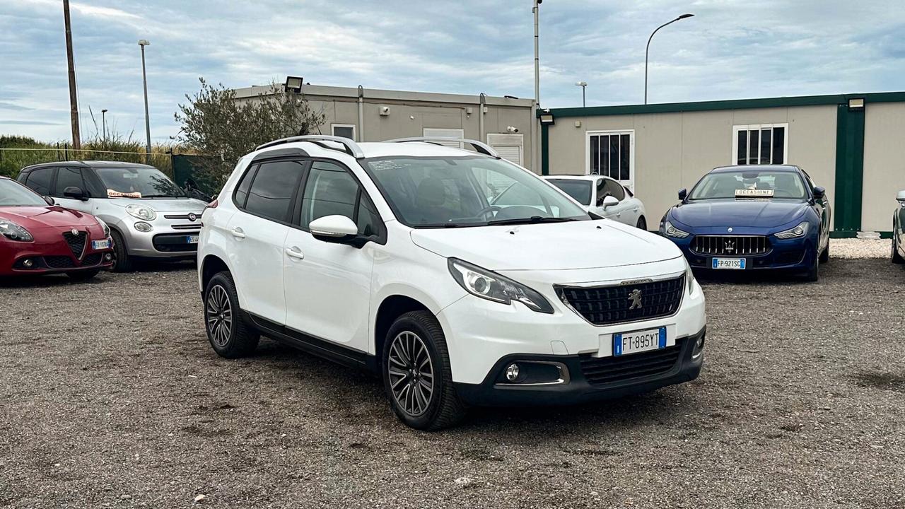 Peugeot 2008 BlueHDi 100 S&S Black Matt