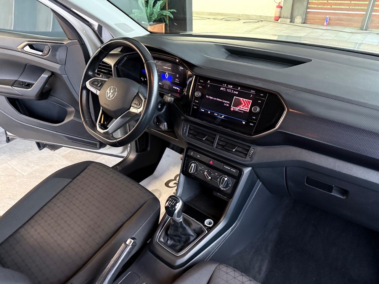 Volkswagen T-Cross 1.0 TSI Sport