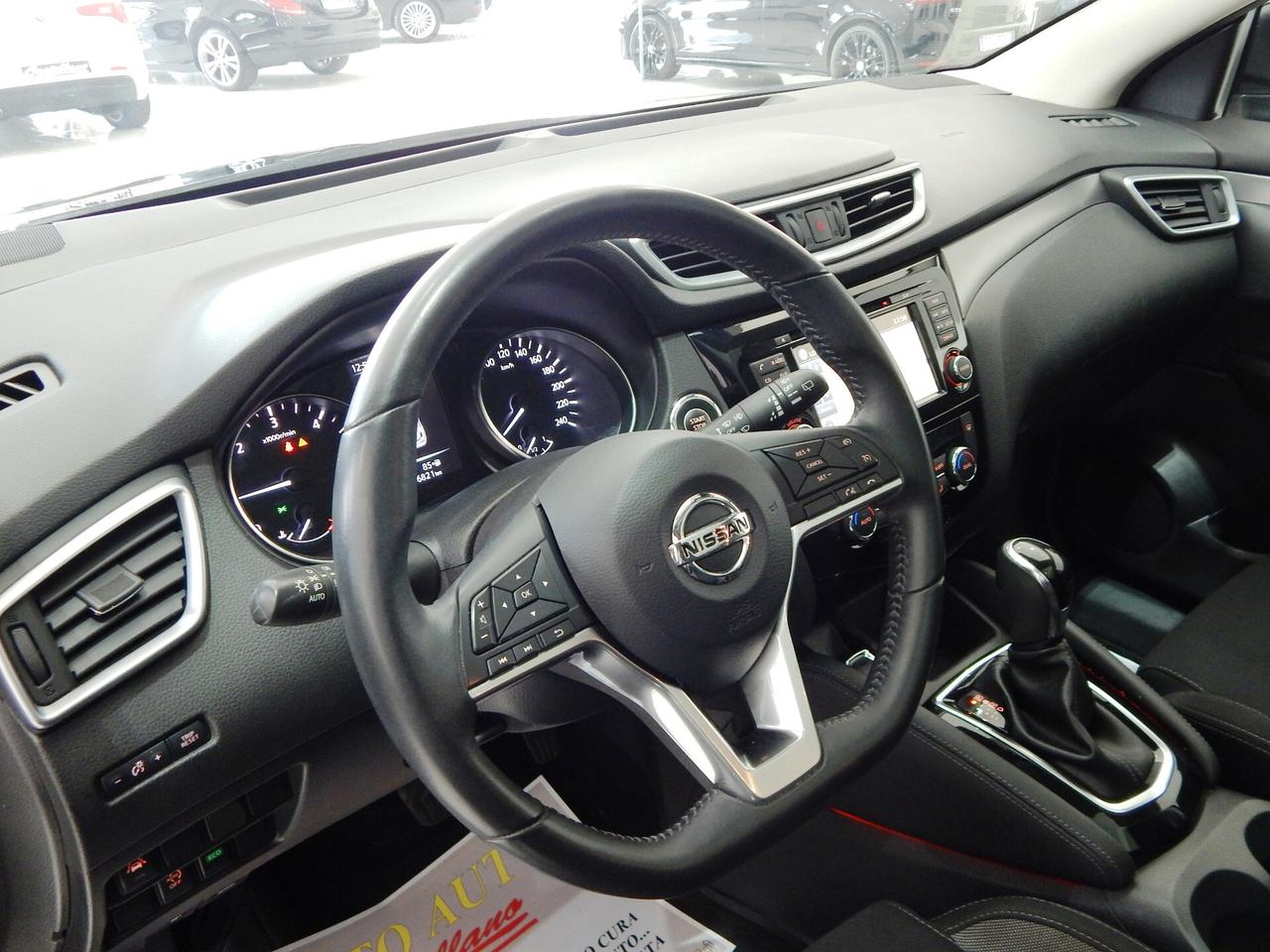 Nissan Qashqai 1.6 dci N-Connecta 130cv Xtronic TETTO-NAVI-PARK