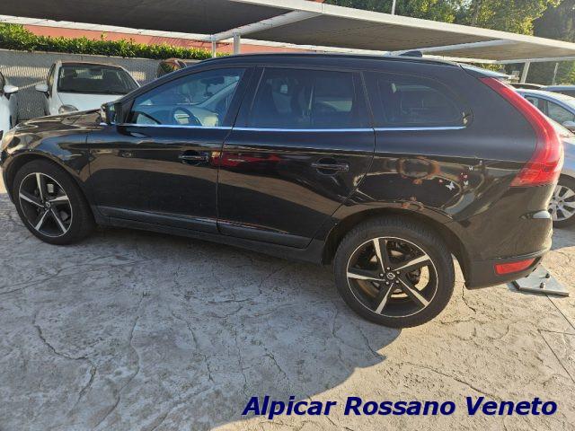 VOLVO XC60 D3 AWD Momentum