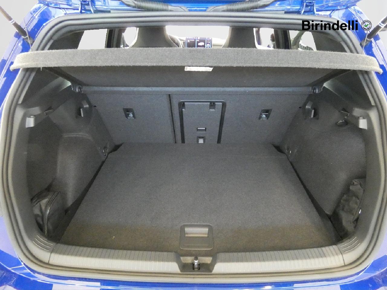 VOLKSWAGEN Golf 8ª serie - Golf 1.5 eTSI 150 CV ACT DSG R-Line