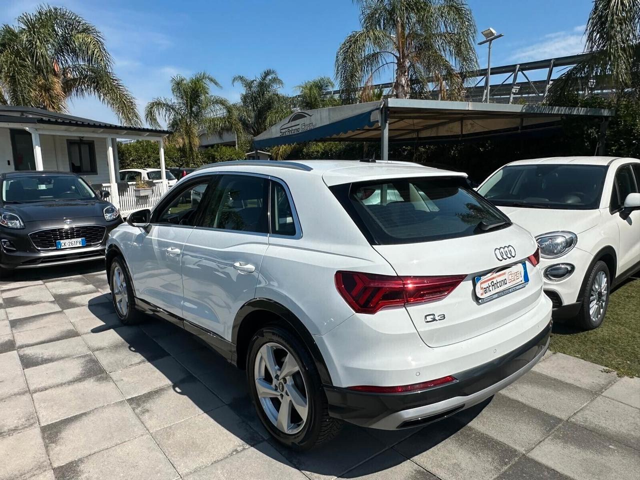 Audi Q3 2.0TDI 150CV S tronic SPORT 2022 PACCHET LUCI FULL OPTIONAL