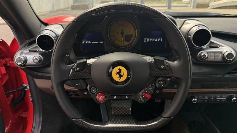 Ferrari F8 Tributo F8 Tributo - sollevatore - volante Led
