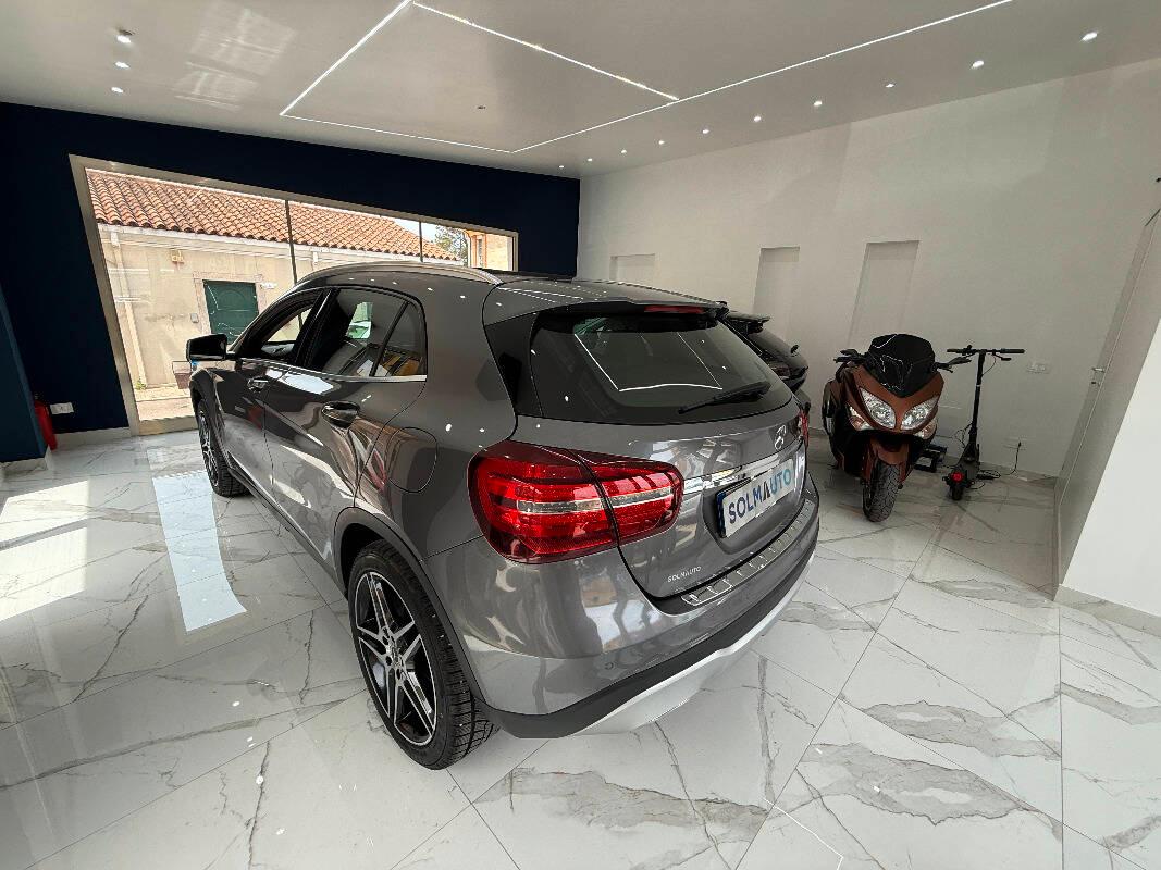Mercedes Classe GLA GLA 200 d Premium auto AMG