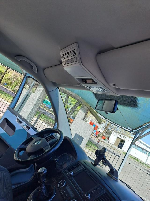 VOLKSWAGEN Multivan 2.5 TDI/130cv