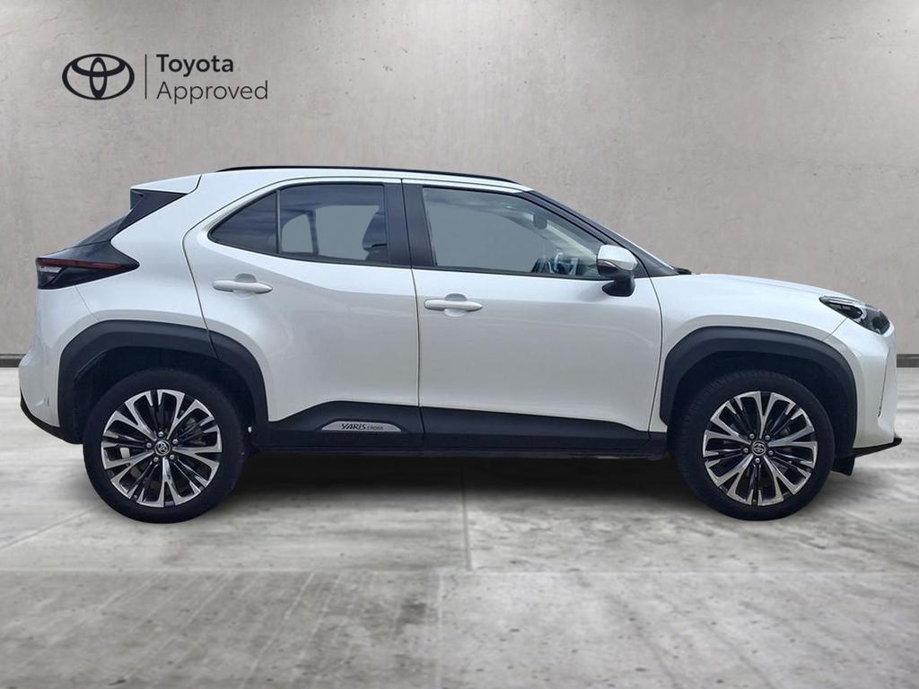Toyota Yaris Cross 1.5h Lounge fwd 116cv e-cvt