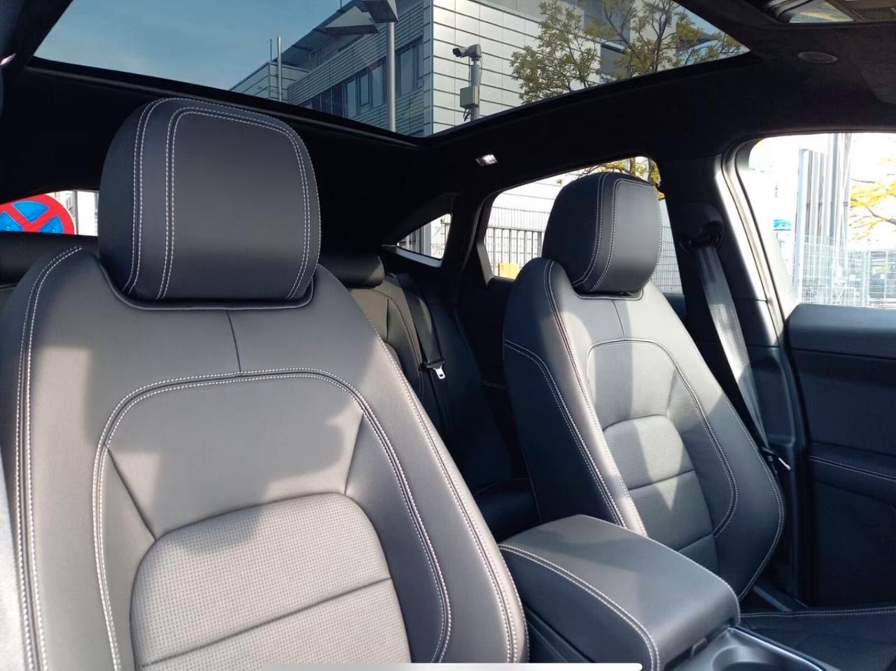 Jaguar E-Pace 2.0D I4 163 CV AWD Auto R-Dynamic S