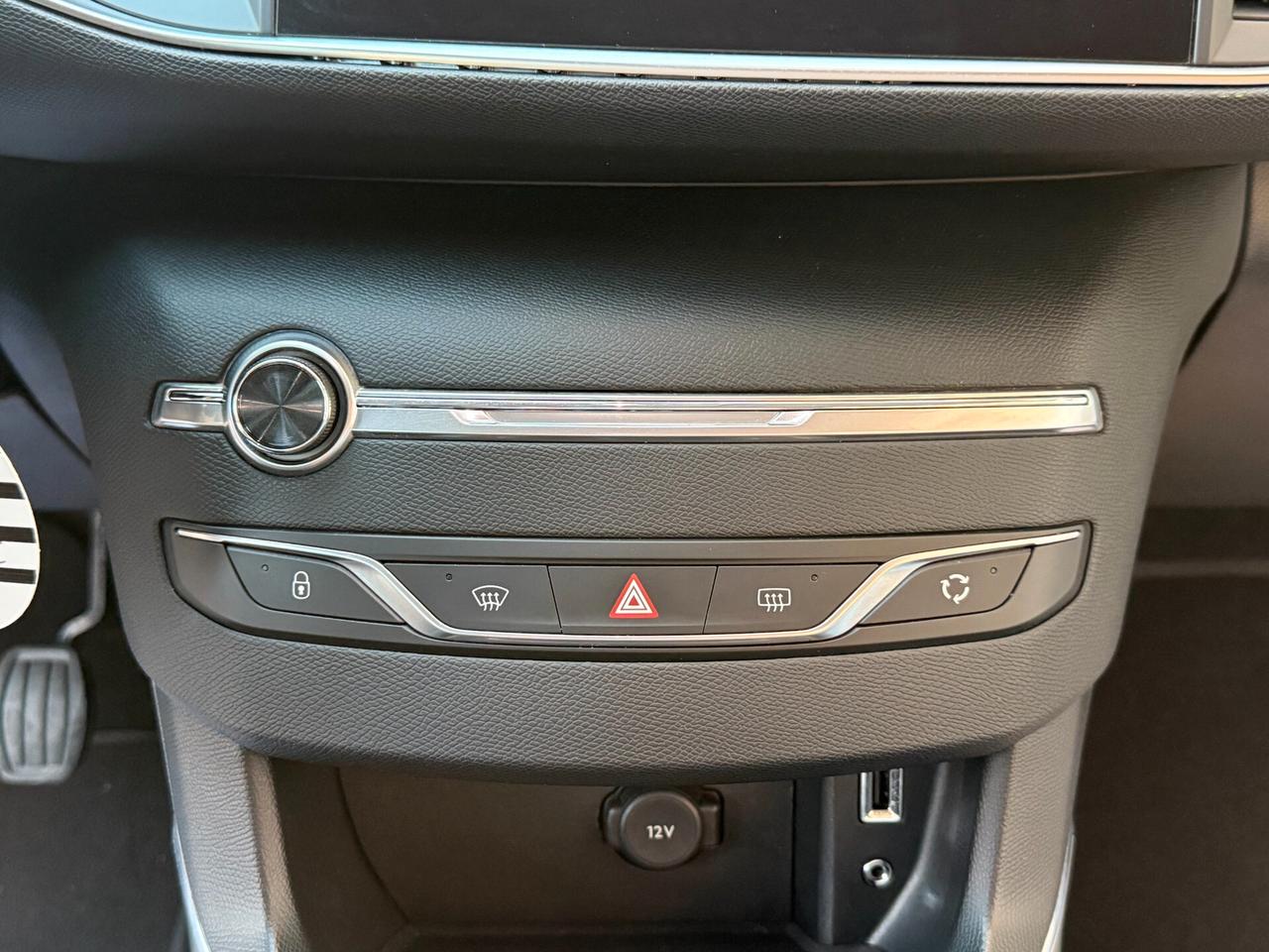 Peugeot 308 BlueHDi SW Allure NAVI FULL LED - 2016