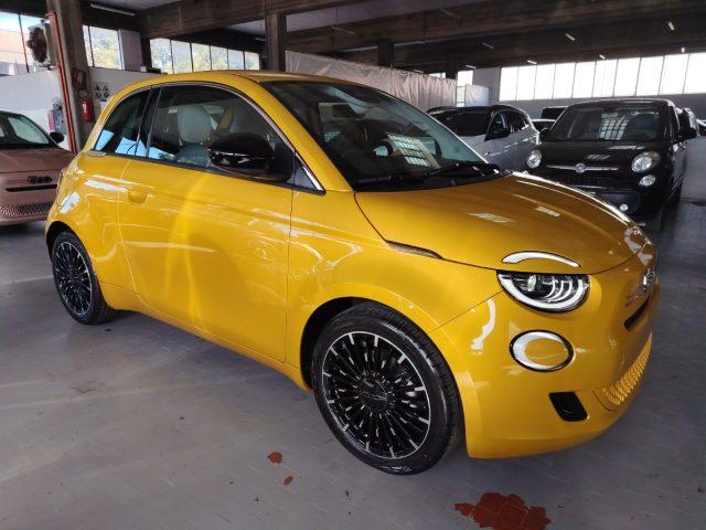 FIAT 500 Berlina Hybrid Icon km0 FULL PACK STYLE/CONFORT