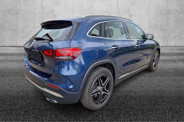 MERCEDES-BENZ GLA 250 Automatic 4Matic Premium