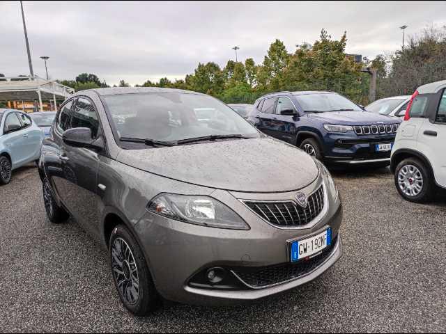 LANCIA Ypsilon 1.0 firefly hybrid Platino s&s 70cv