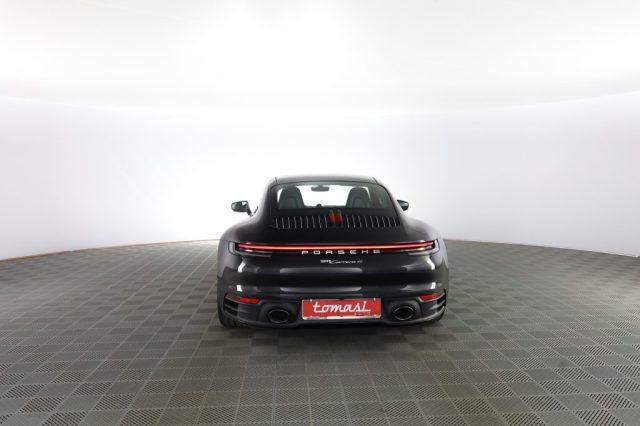 PORSCHE 911 911 Carrera 4