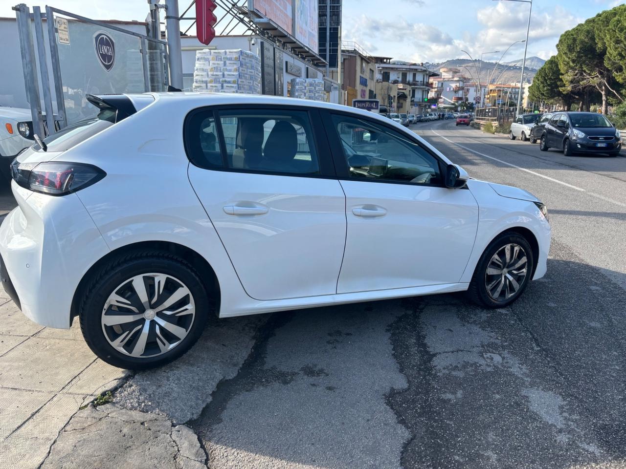 Peugeot 208 BlueHDi 100 Stop&Start 5 porte Active